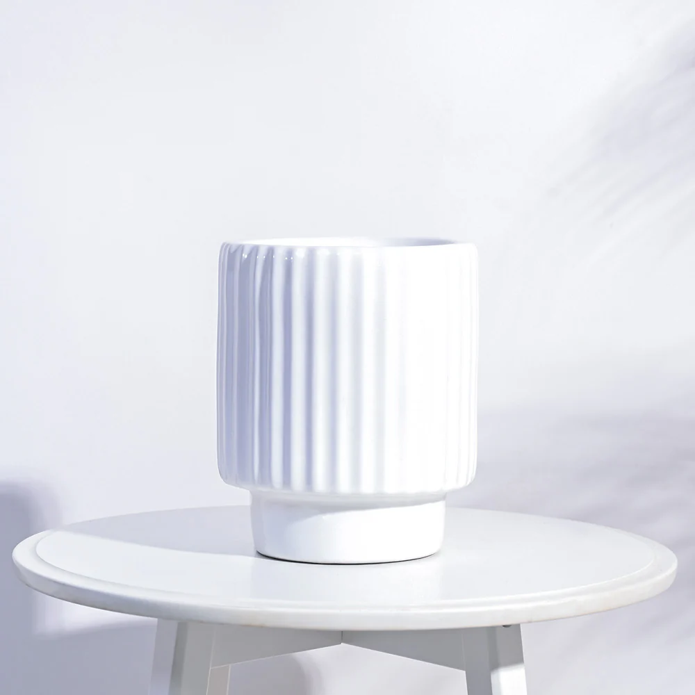 Dark Affinity Ceramic Pot - Image 8