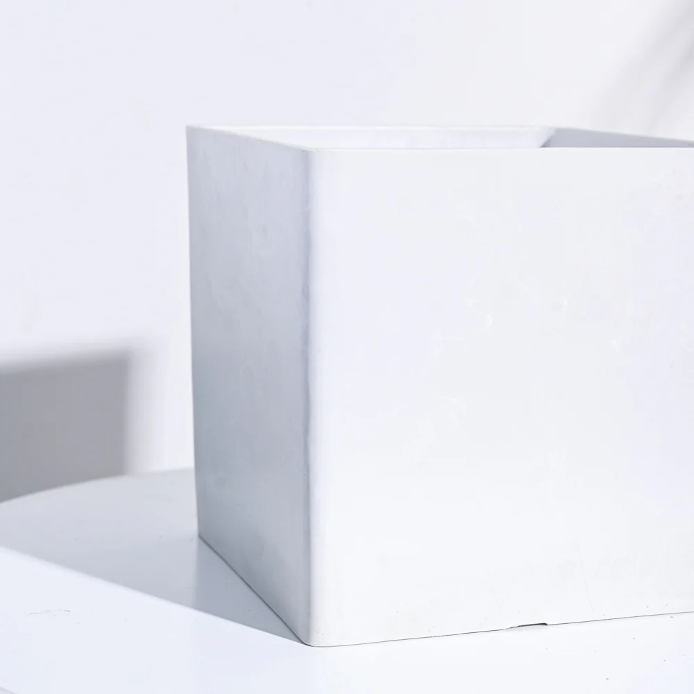 Hague Planter - Image 18