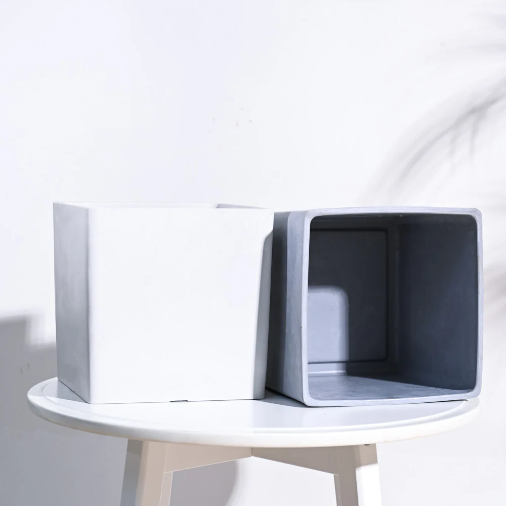 Hague Planter - Image 29
