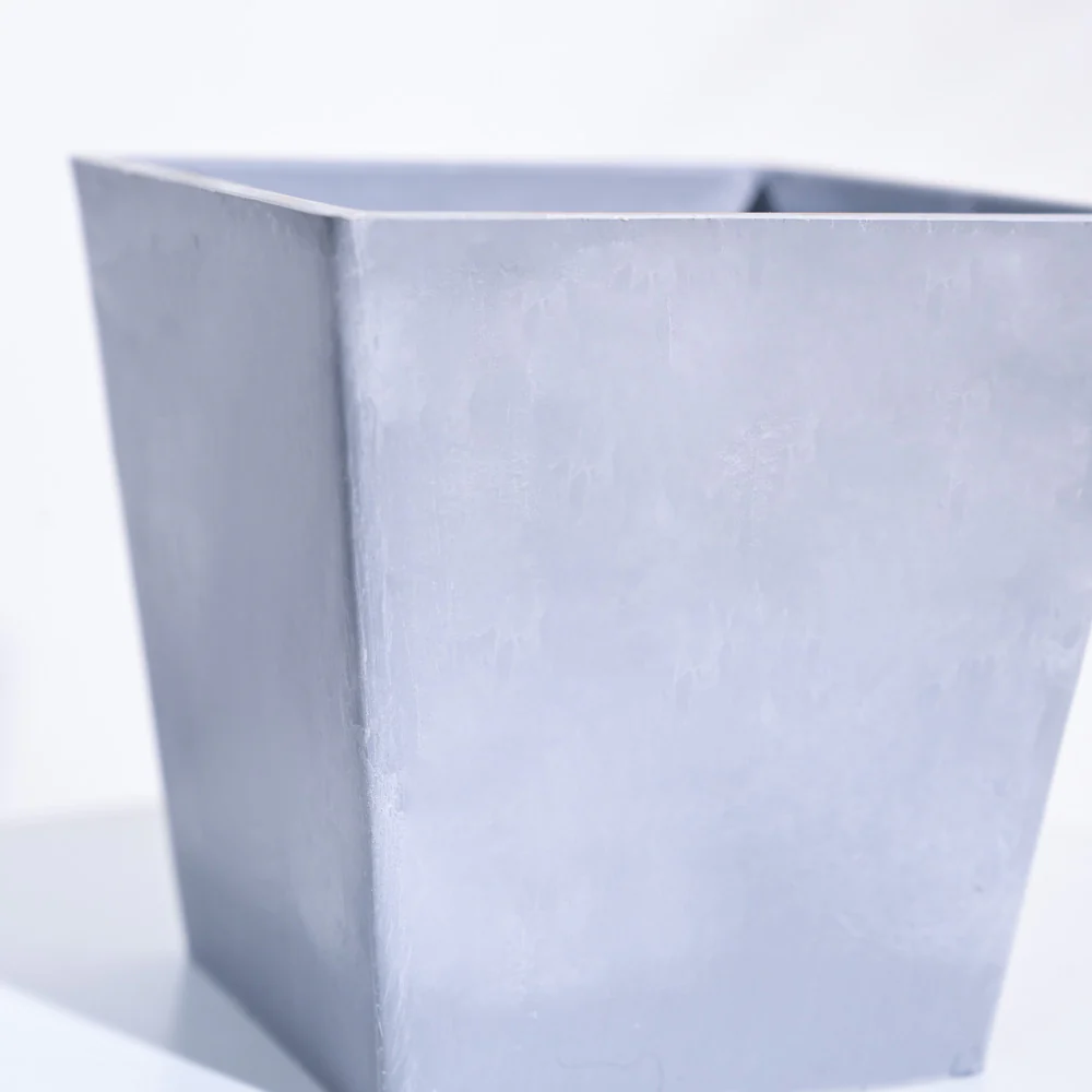 Hague Planter - Image 8