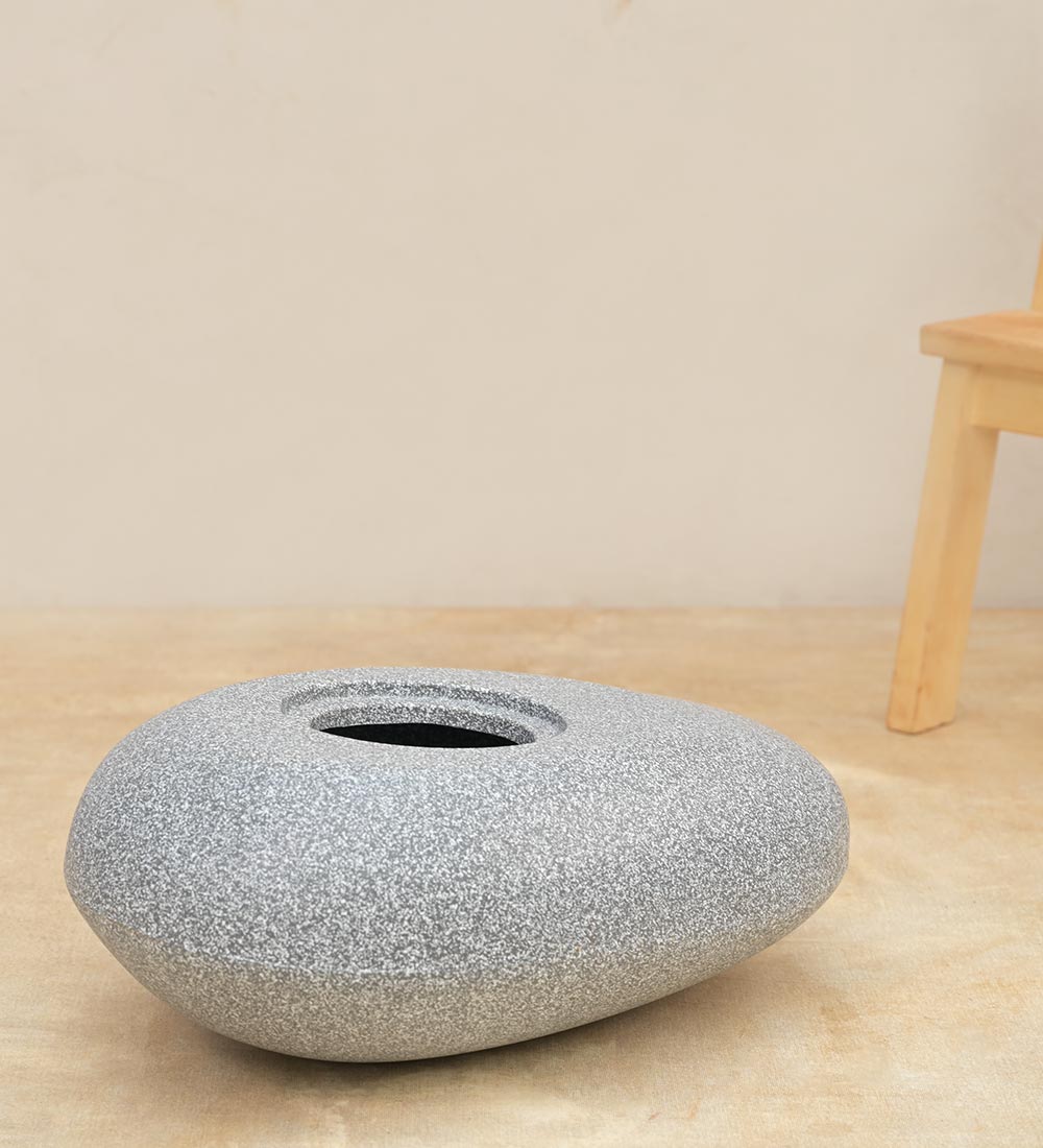 Pebble Shaped Planter - Image 9