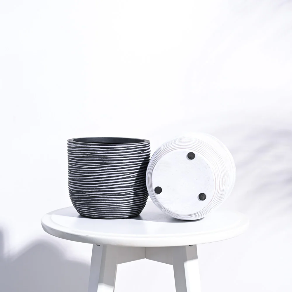 Zuri Planter Ball Rib - Image 7